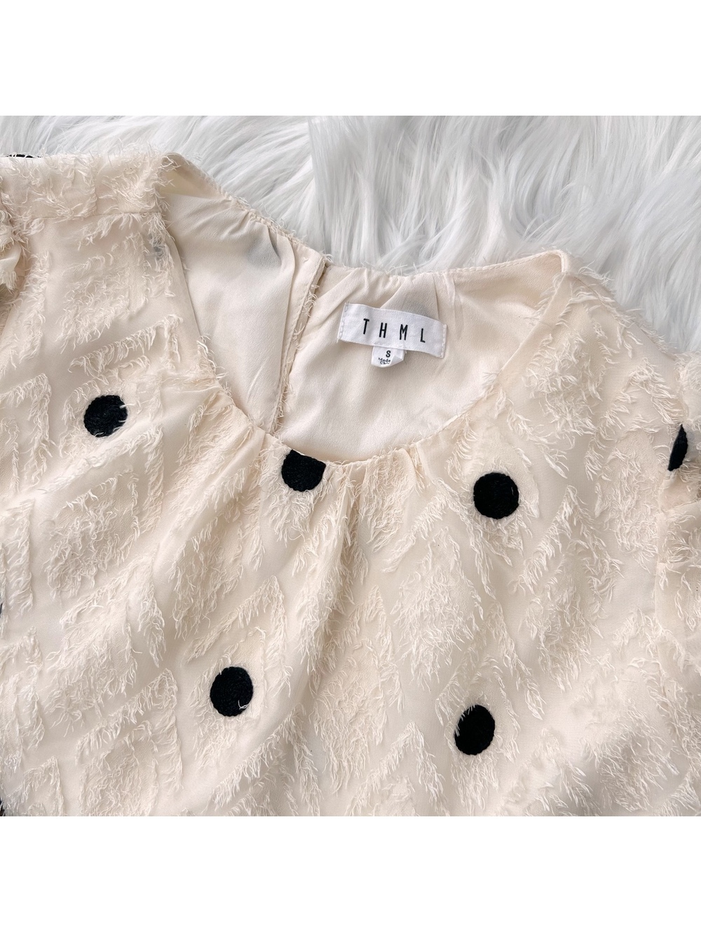 THML Ivory Black Polka Dot Textured Puff Sleeve Blouse Top Womens S - Picture 6 of 7